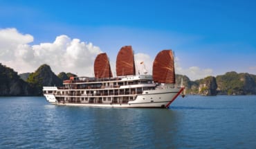 Khám phá Vịnh Hạ Long 3 Ngày 2 Đêm trên du thuyền Alisa