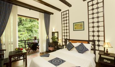 Combo Xe Limousine khứ hồi và Phòng tại Mai Châu Lodge
