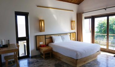 COMBO XE LIMOUSINE + KHÁCH SẠN BAKHAN VILLAGE RESORT