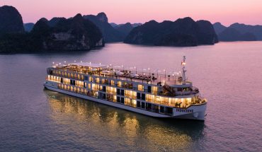 Trải nghiệm 2 ngày 1 đêm trên Vịnh Hạ Long bằng du thuyền Indochine