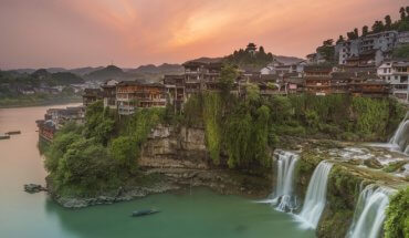 TOUR TRỌN GÓI TRUNG QUỐC – HÀ NỘI – NAM NINH – PHƯỢNG HOÀNG CỔ TRẤN – PHÙ DUNG TRẤN – THẤT TINH SƠN
